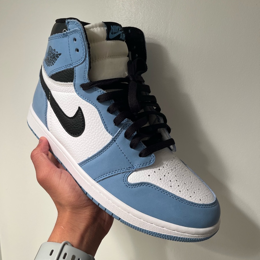DS University Blue Jordan 1 size 10.5 BRAND NEW